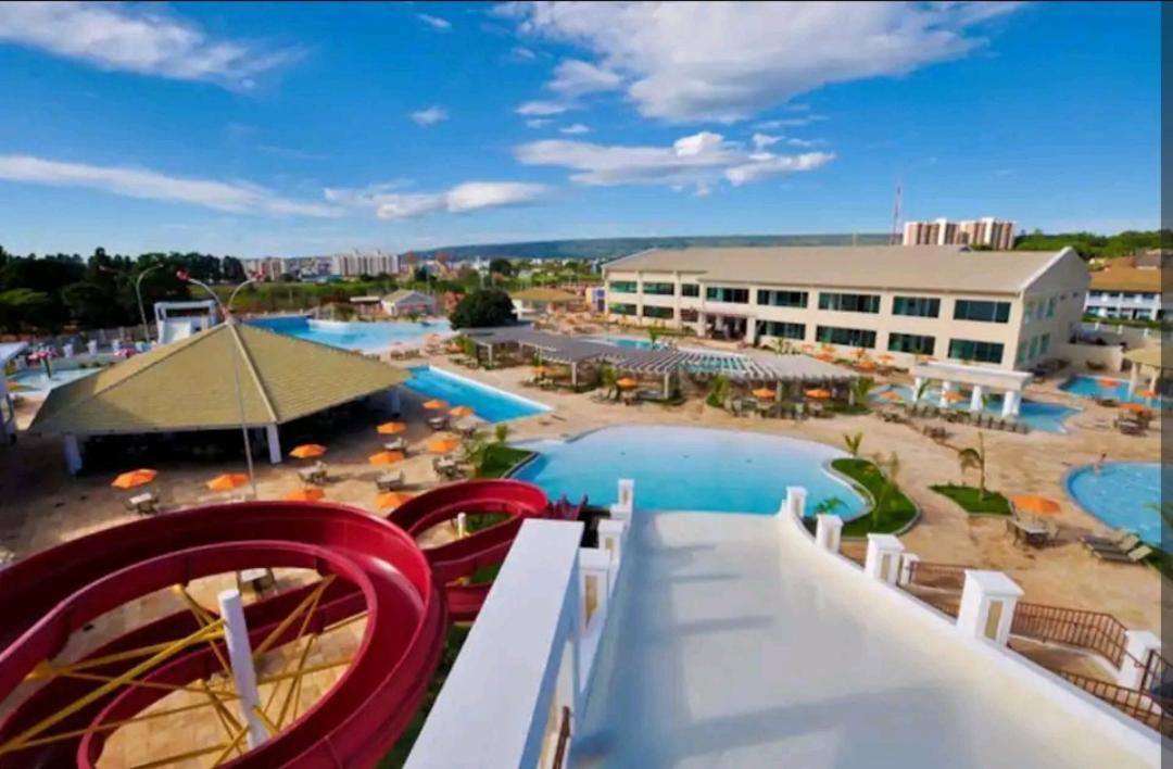Lacqua Di'Roma Parque Com Parque Aquatico Incluso Na Diaria! Roupas De Cama E Toalhas Nao Estao Disponiveis No Servico, Devem Ser Levado Pelo Hospede! Apartman Caldas Novas Kültér fotó